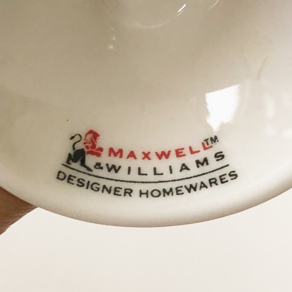 Set 2 William & Maxwell Whimsical Egg Cups Cows Ships Bees Flowers - Picture 9 of 10